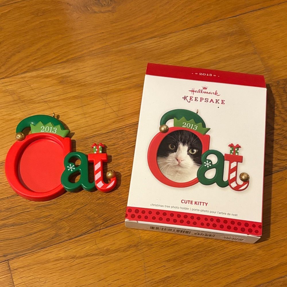 Hallmark Festive Cat Ornament - cute kitty 2013